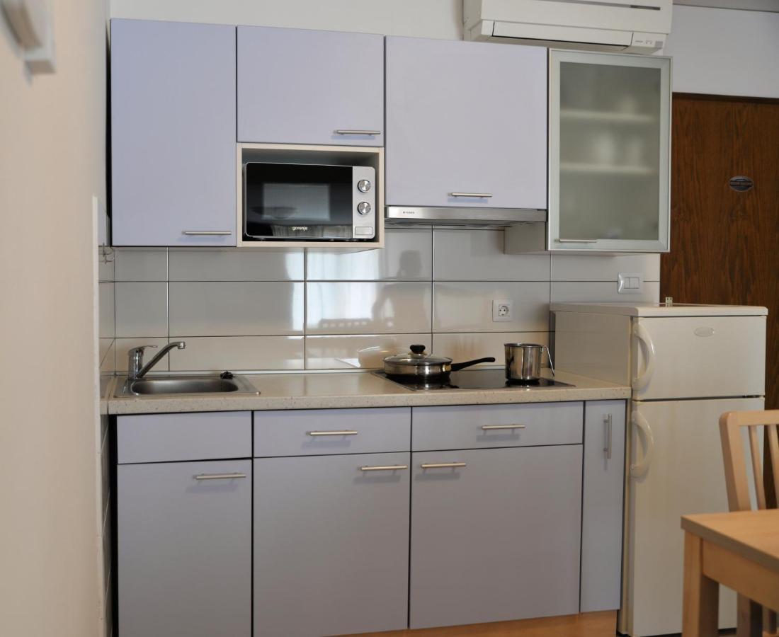Apartments Palma & Pino เซรส ภายนอก รูปภาพ